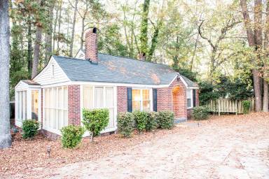 Main picture of 3019 Forest Dr