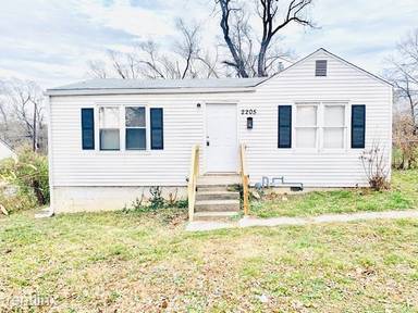 Main picture of 2205 S Hall Rd