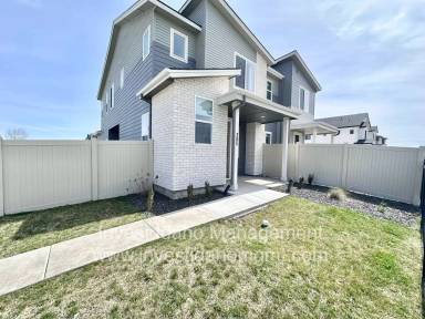 Main picture of 385 N Stone Canyon Ln