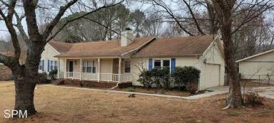 Main picture of 5007 Fallbrook Cir