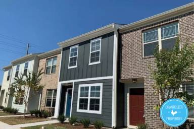 Main picture of 1 Belhaven Dr