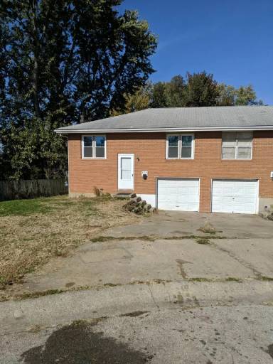 Main picture of 8721 E 7th St