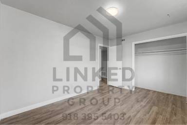 Main picture of 1825 N College Ave