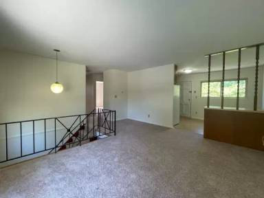 Main picture of 2761 W Hunt St