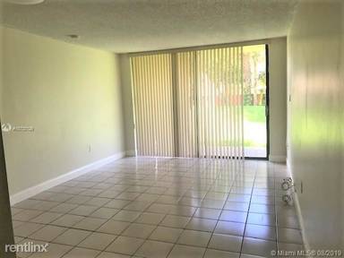 Main picture of Peppermill Condominium