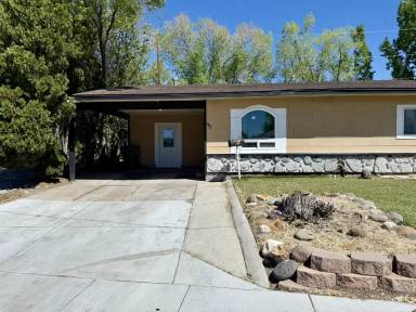 Main picture of 335 Denslowe Dr