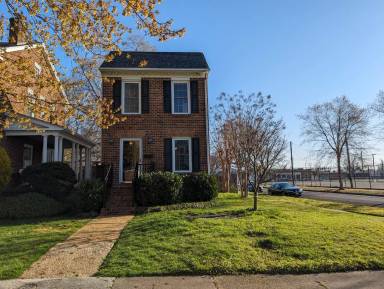 Main picture of 4200 Augusta Ave