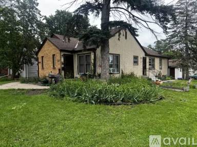 Main picture of 301 7th Ave N