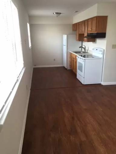 Main picture of 855 W Ocean View Ave