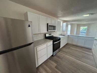 Main picture of 510 Hatton St