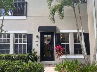 Main picture of 10068 Old Haven Way