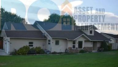 Main picture of 150 Jerome St