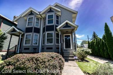 Main picture of 1100 Highland St