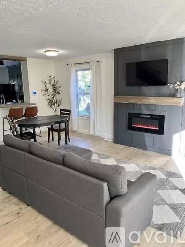 Main picture of 3506 Steiner St