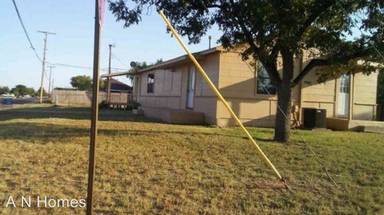 Main picture of 3111 Loma Dr