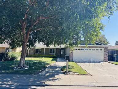 Main picture of 2104 Graywood Ct