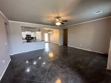 Main picture of 8001 Legacy Pkwy