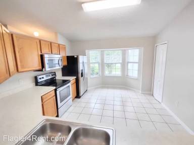 Main picture of 10 Pine Cedar Dr