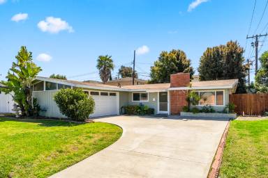 Main picture of 7802 Franklin Dr