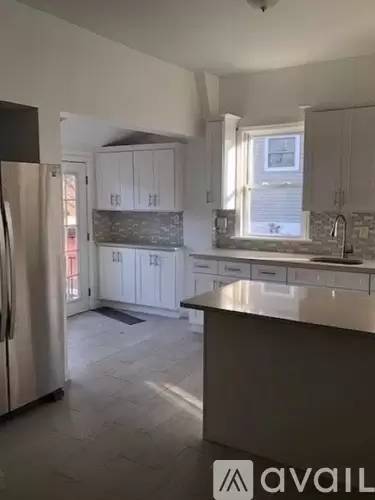 Main picture of 123 N 7th Ave