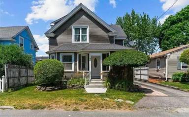 Main picture of 132 Columbine Ave
