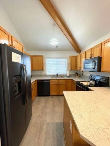 Main picture of 1068 Golden Pheasant Dr