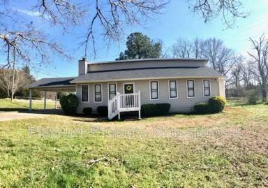 Main picture of 2443 Robin Ridge Dr