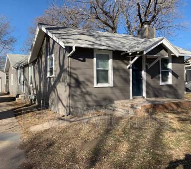 Main picture of 2135 S Exchange St