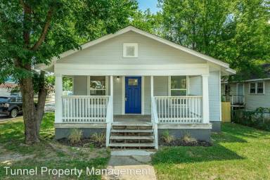 Main picture of 1700 S Kelley St