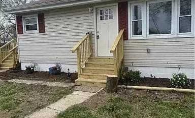 Main picture of 103 Oakhurst Ave