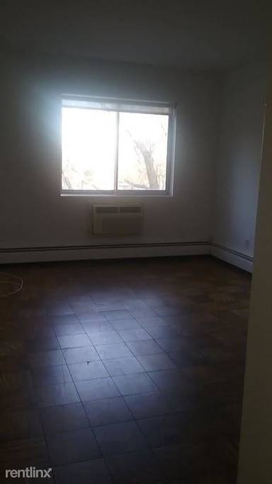 Main picture of 7523 113th St
