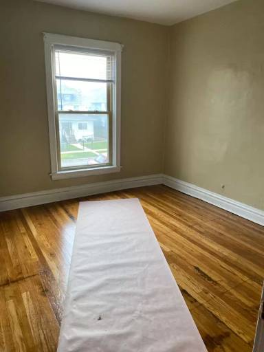 Main picture of 152 N Menard Ave