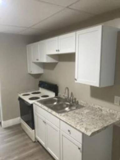 Main picture of 1378 Dewey Ave