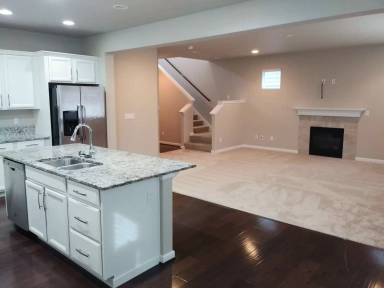 Main picture of 8817 Jayden St NE
