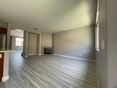 Main picture of 975 Manteca Dr