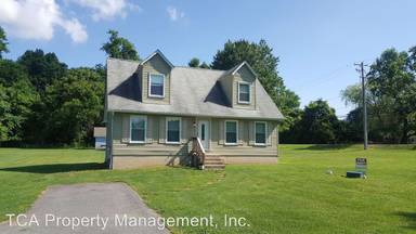 Main picture of 5 Franklin Dr
