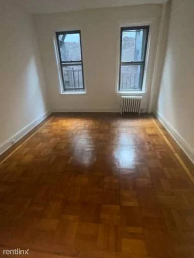 Main picture of 1069 1st Ave