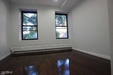 Main picture of 34 E 1st St