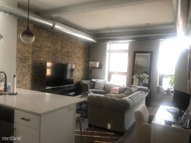 Main picture of 1523 W Chicago Ave