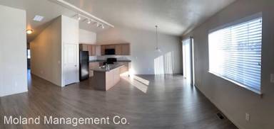 Main picture of 2508 E 53rd Ave