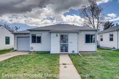 Main picture of 4960 Decatur St