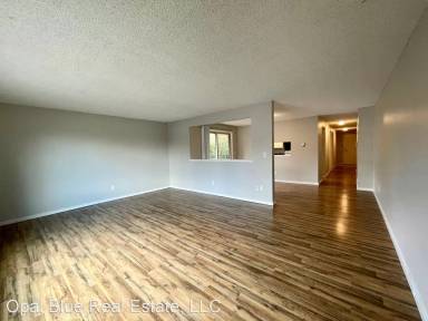 Main picture of 14333 32nd Ave NE