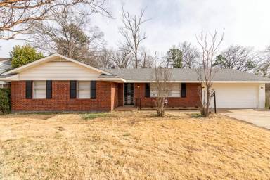 Main picture of 2970 Coleman Rd
