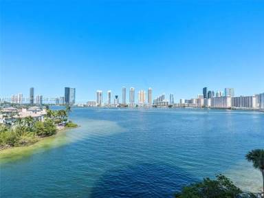 Main picture of Williams Island 4000 Tower
