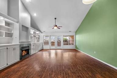 Main picture of 1768-1770 Pointer Ln