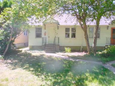 Main picture of 10 Burlington Ave