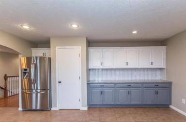 Main picture of 19391 Lambert Ln