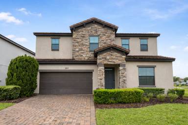 Main picture of 202 Brookes Pl