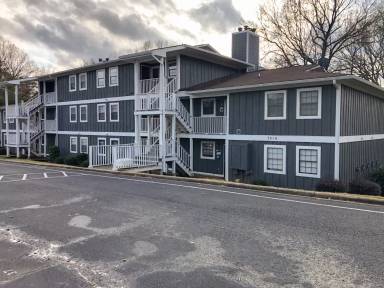 Main picture of 7510 Woods Ln