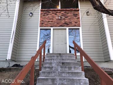Main picture of 141 S Zang Way